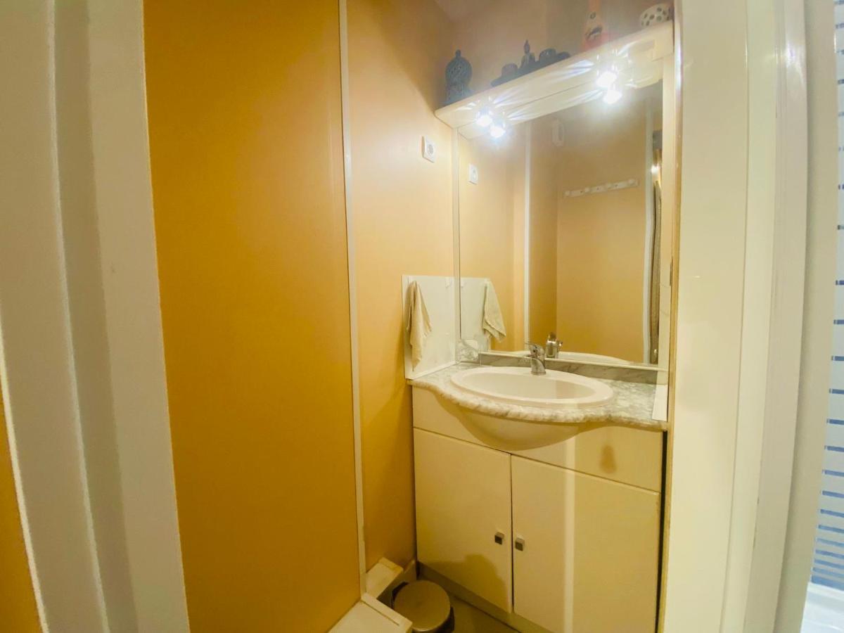 Appartement Proche Mer Avec Piscine Et Parking Флёри Экстерьер фото